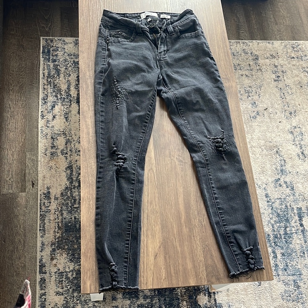black skinny jeans